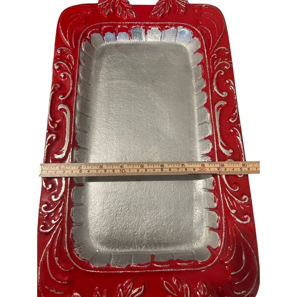 The Unbranded Brand decorative ornate